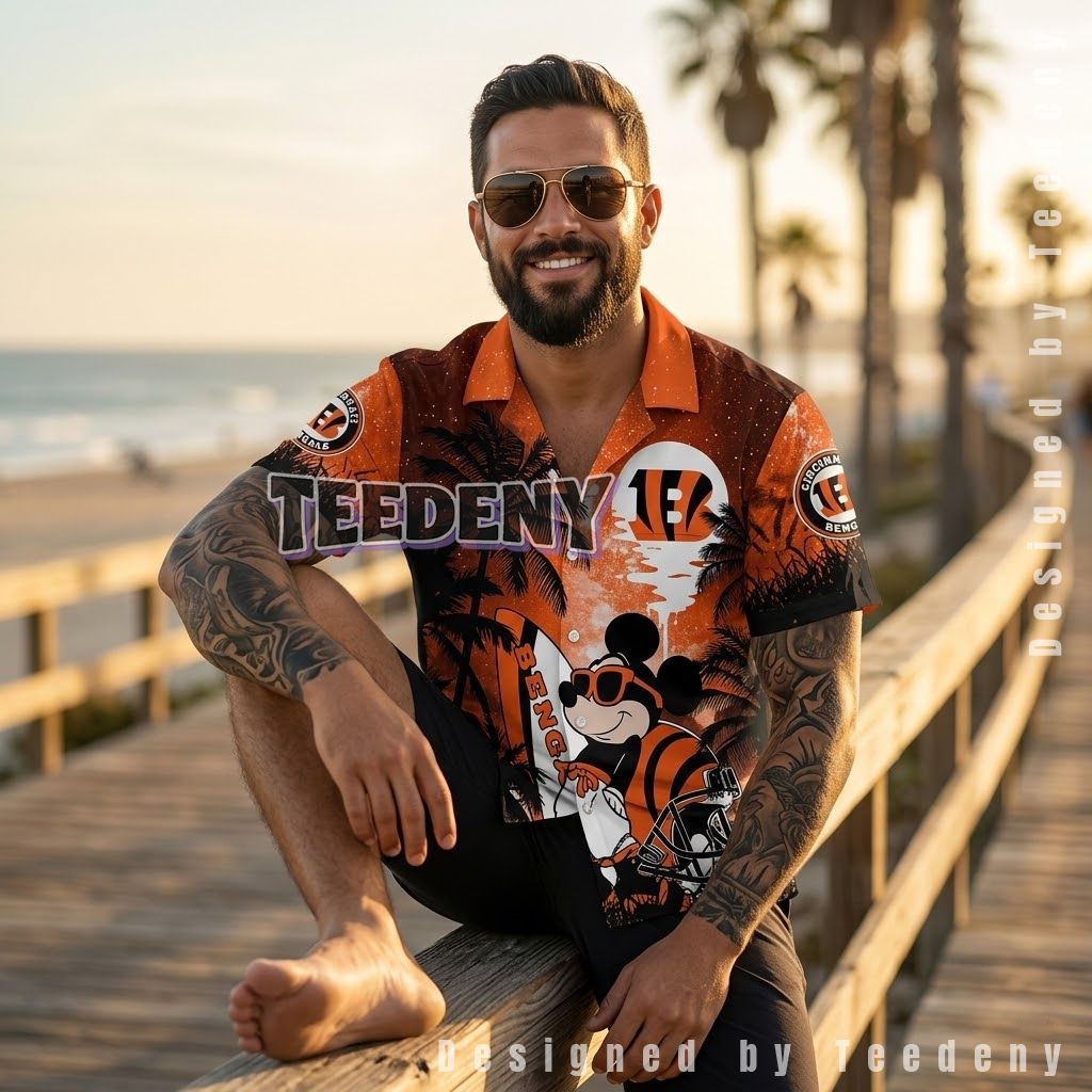 Cincinnati Bengals Mickey Moonlight Beach Shirt Front
