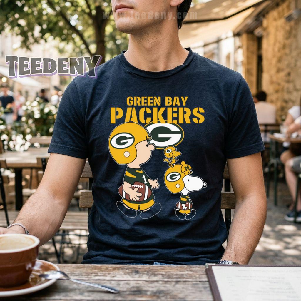 Green Bay Packers Charlie Brown Snoopy Football T-Shirt